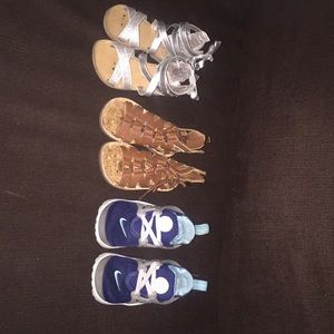 Toddler shoes Nike and two pair of sandals
